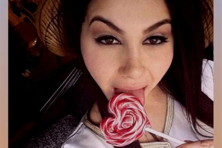 Elizabeth, 20 — Escort in Penacaballera, Spain