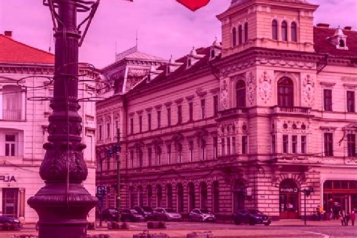 Elizabeth, 20 — Escort in Razvad, Romania