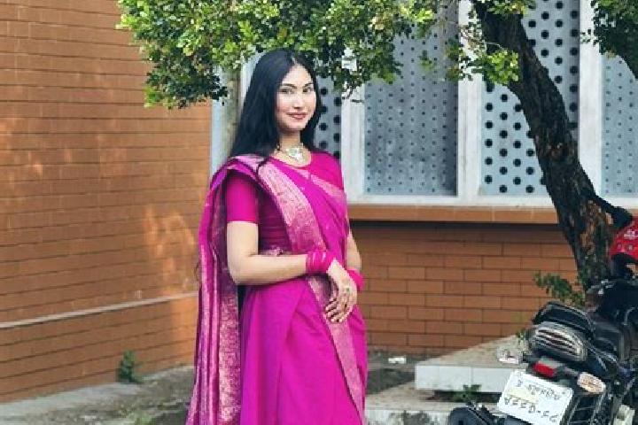 Elizabeth, 20 — Escort in Risama, India