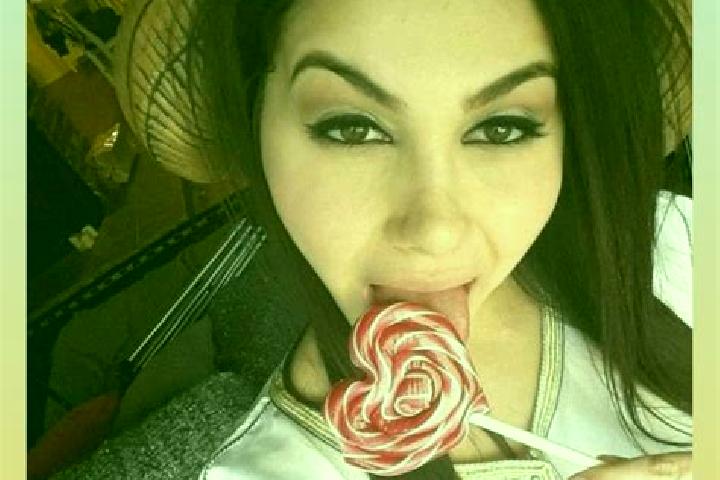 Elizabeth, 20 — Escort in Rovello Porro, Italy