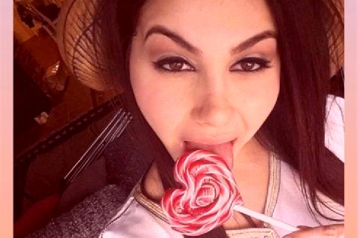 Elizabeth, 20 — Escort in Sabina, United States