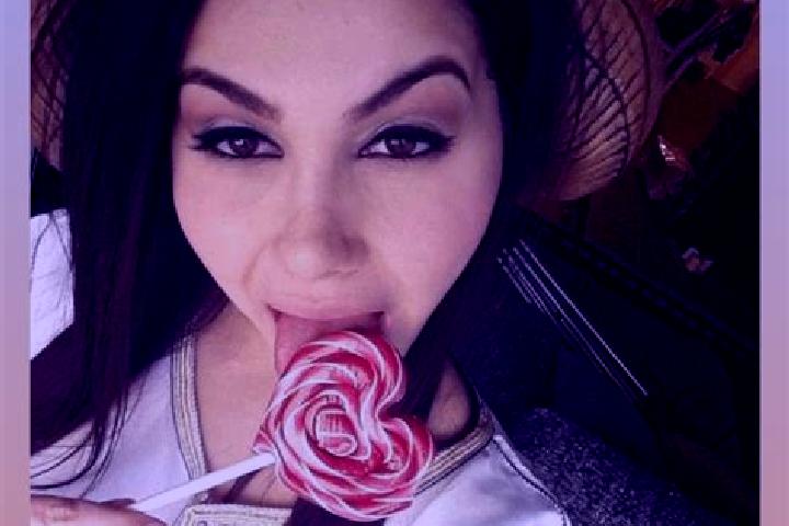 Elizabeth, 20 — Escort in Yanguas, Spain
