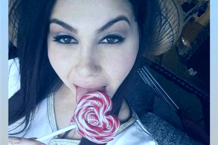Elizabeth, 20 — Escort in Yingya, China