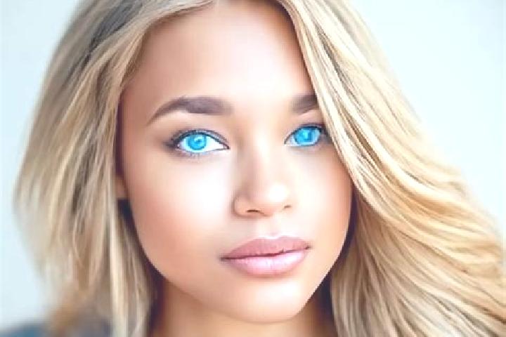 Elizabeth, 21, a blonde blue-eyed latina companion based in San Miguel Yogovana. Offering Overnight, BDSM, Massage, OWO. Available for incall and outcall, da...