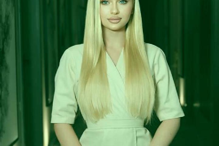 Elizabeth, 21, a blonde grey-eyed latina companion based in Nowy Staw. Offering Tantra, Erotic Massage, Girlfriend Experience, Party Girl. Available for inca...