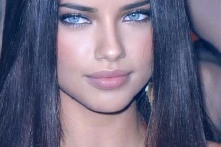 Elizabeth, 21, a brunette blue-eyed latina companion based in Donaghadee. Offering Roleplay, Duos, Party Girl. Available for incall and outcall, overnight bo...