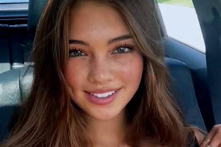 Elizabeth, 21, a brunette grey-eyed mixed companion based in Dieshan. Offering Roleplay, OWO, GFE, Erotic Massage. Available for incall and outcall, overnigh...