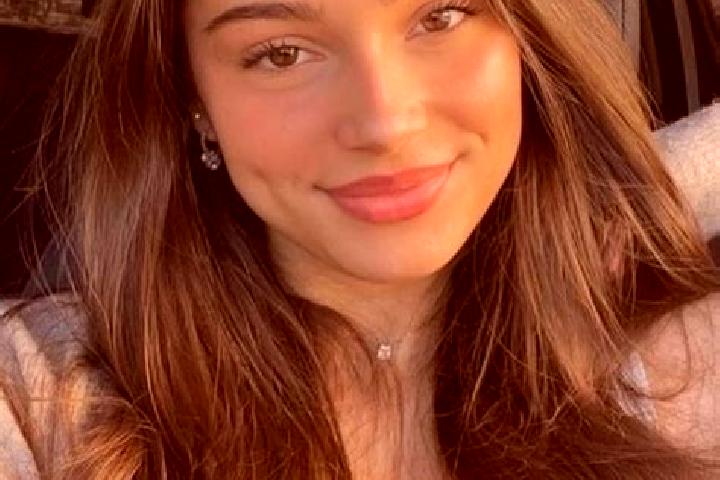 Elizabeth, 21, a chestnut hazel-eyed caribbean companion based in Tittachcheri. Offering Girlfriend Experience, 69, Dinner Date, Travel Companion. Available ...