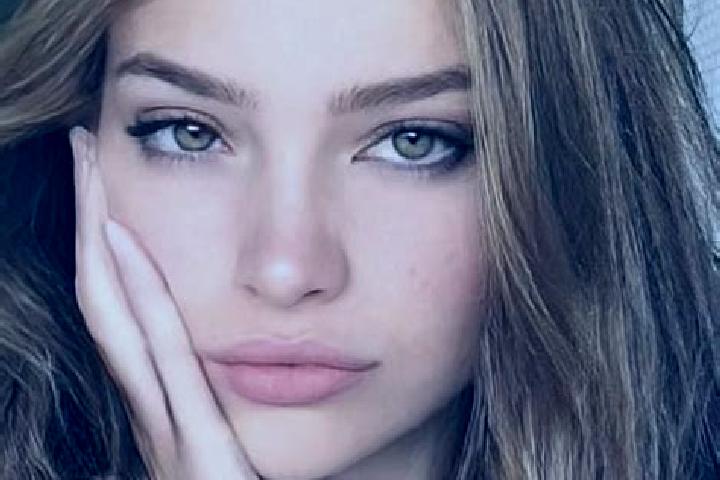 Elizabeth, 21, a dark blonde brown-eyed asian companion based in Xinshidu. Offering CIM, Deep French Kissing, OWO, Party Girl. Available for incall and outca...
