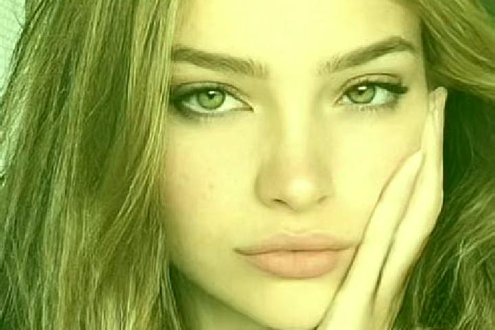 Elizabeth, 21, a dark blonde hazel-eyed mixed companion based in Tlaxpanaloya. Offering CIM, Overnight, BDSM. Available for incall and outcall, day and eveni...