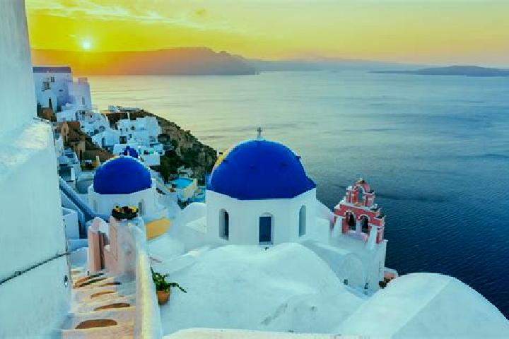 Elizabeth, 21 — Escort in Angelochori, Greece