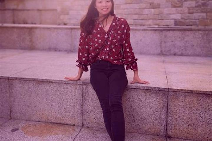 Elizabeth, 21 — Escort in Jielin, China