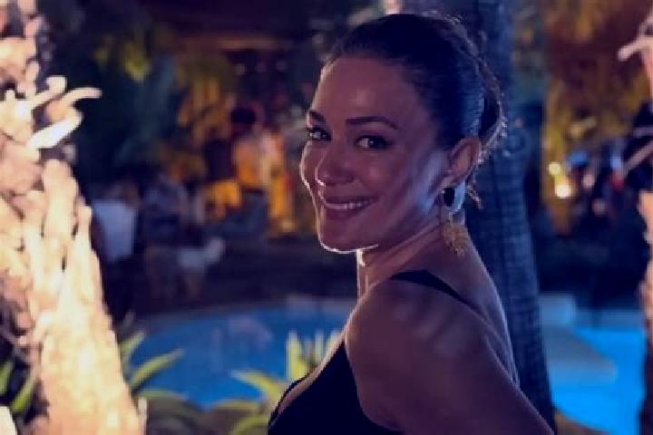 Elizabeth, 21 — Escort in Salkim, Turkey