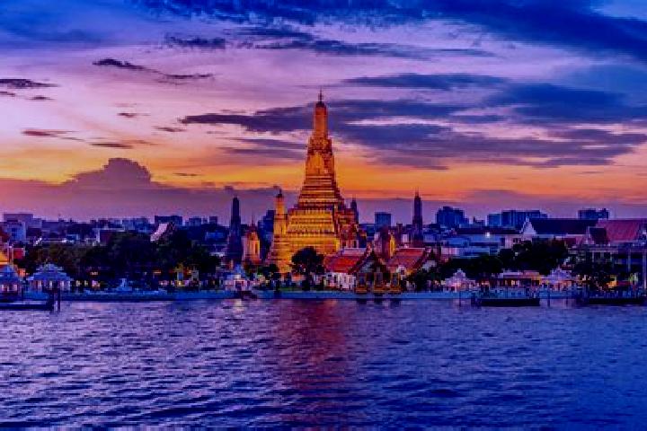 Elizabeth, 21 — Escort in Tron, Thailand