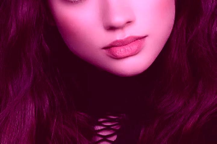 Elizabeth, 22, a auburn dark-eyed european companion based in Clerkenwell. Offering Couples, Massage, Travel Companion, BDSM. Available for incall and outcal...