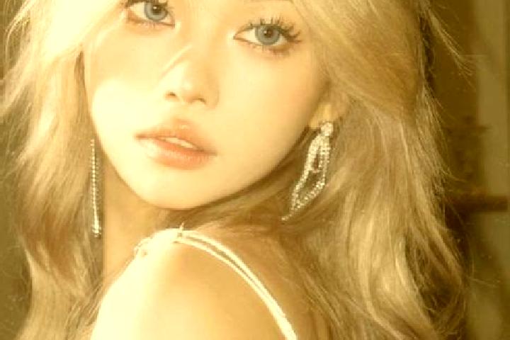 Elizabeth, 22, a blonde brown-eyed asian companion based in Pessoux. Offering Erotic Massage, BDSM, 69. Available for incall and outcall, overnight bookings ...