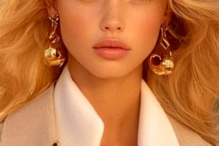 Elizabeth, 22, a blonde brown-eyed ebony companion based in Agua de Pau. Offering Striptease, Massage, Couples. Available for incall and outcall, day and eve...
