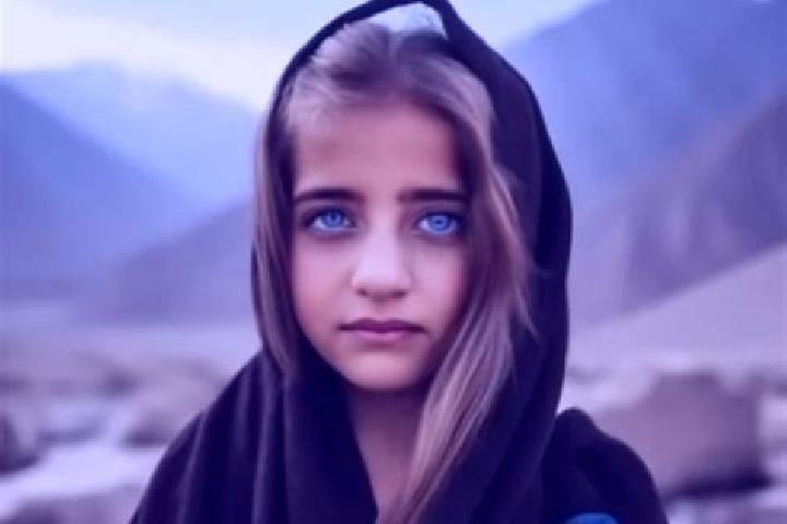 Elizabeth, 22, a blonde dark-eyed middle eastern companion based in Los Sauces. Offering Fetish, Erotic Massage. Available for incall and outcall, day and ev...