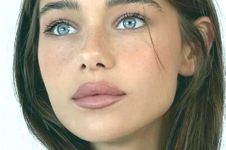 Elizabeth, 22, a brunette brown-eyed asian companion based in Postrelmov. Offering Domination, Deep French Kissing, Erotic Massage, Girlfriend Experience, 69...