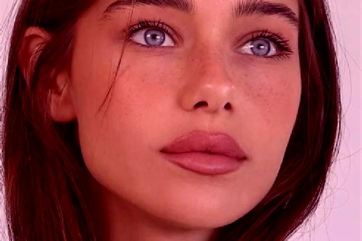 Elizabeth, 22, a brunette brown-eyed middle eastern companion based in Gutan. Offering Duos, BDSM, Erotic Massage, Prostate Massage, Fetish. Available for in...