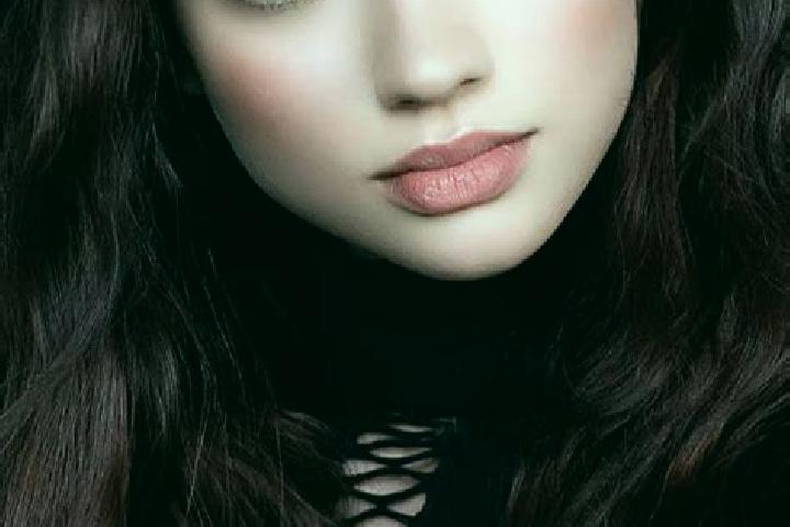 Elizabeth, 22, a brunette dark-eyed mixed companion based in Lincheng. Offering Striptease, Roleplay, GFE, Travel Companion, Deep French Kissing. Available f...