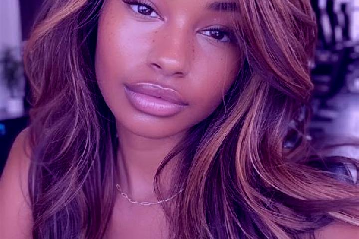 Elizabeth, 22, a dark blonde brown-eyed middle eastern companion based in Vid Sjogv. Offering Fetish, Duos, A-Level. Available for incall and outcall, overni...