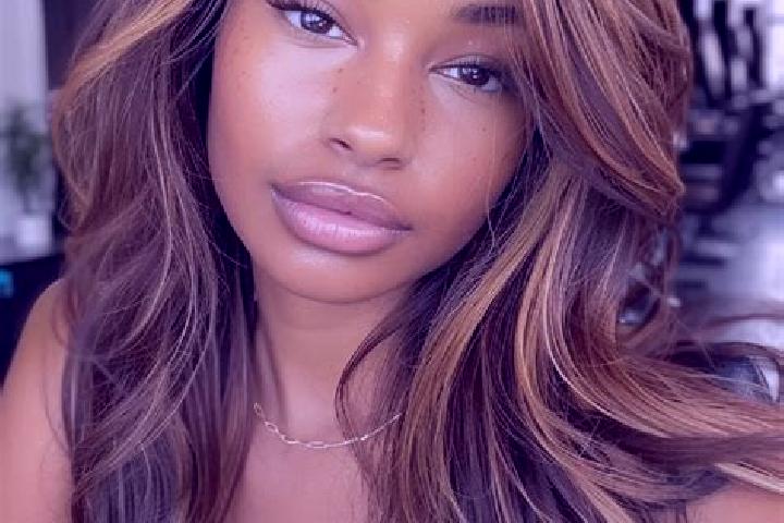 Elizabeth, 22, a dark blonde brown-eyed mixed companion based in Munxar. Offering Striptease, CIM, Tantra, Erotic Massage. Available for incall and outcall, ...