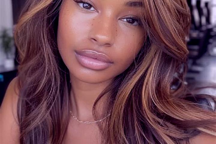 Elizabeth, 22, a dark blonde brown-eyed mixed companion based in Santa Catalina. Offering Erotic Massage, Prostate Massage, Dinner Date. Available for incall...