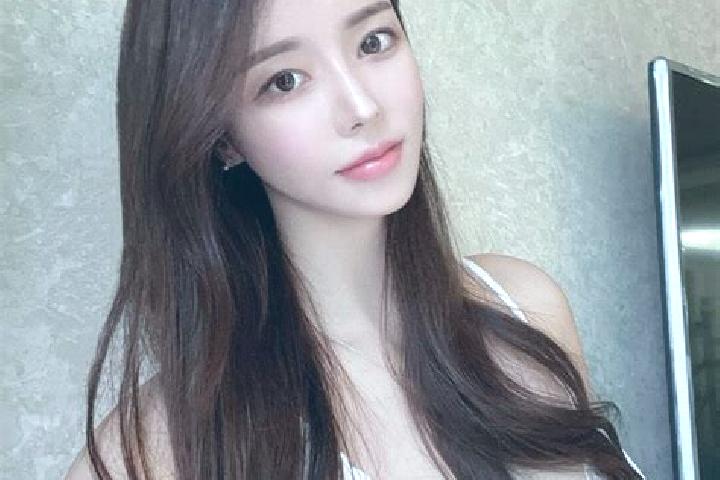 Elizabeth, 22 — Escort in Baibei, China