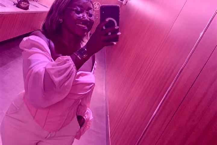 Elizabeth, 22 — Escort in Cacuaco, Angola
