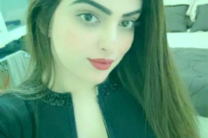 Elizabeth, 22 — Escort in India Hook, United States