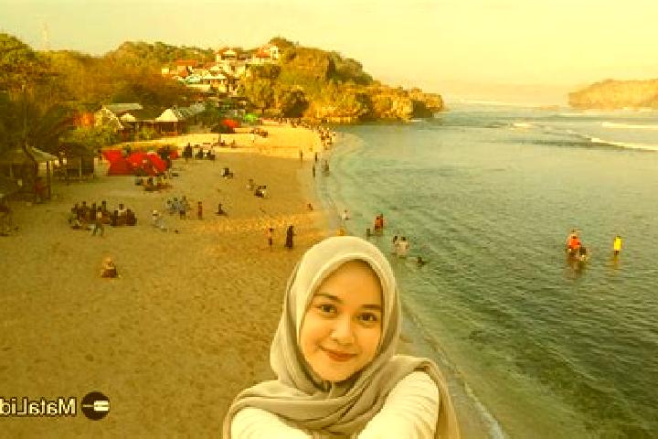 Elizabeth, 22 — Escort in Krajan Suko Kidul, Indonesia