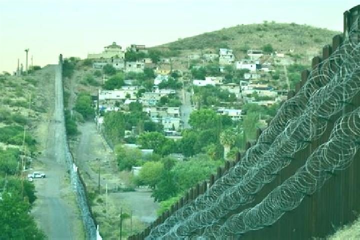 Elizabeth, 22 — Escort in Los Nogales, Mexico
