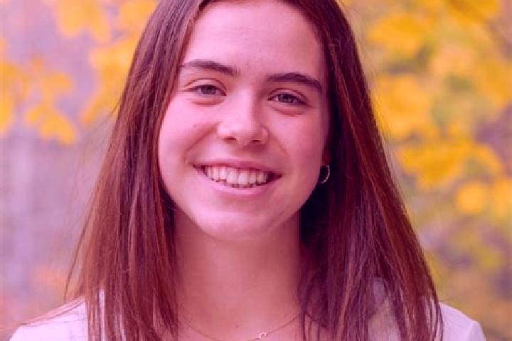 Elizabeth, 22 — Escort in Middlebury, United States