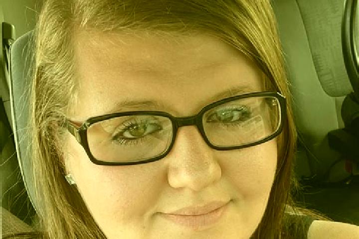 Elizabeth, 22 — Escort in South Uniontown, United States
