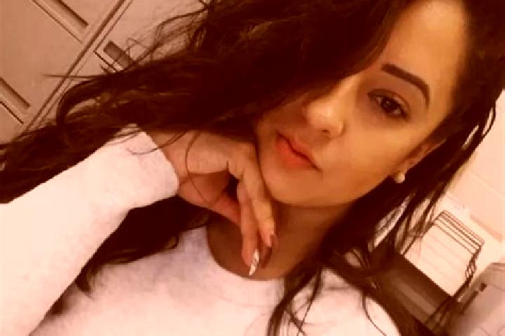 Elizabeth, 23, a black green-eyed mediterranean companion based in Qahrizjan. Offering Overnight, OWO, Deep French Kissing, Duos. Available for incall and ou...