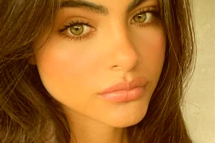 Elizabeth, 23, a brunette dark-eyed asian companion based in Tonho. Offering Girlfriend Experience, Erotic Massage, Party Girl. Available for incall and outc...