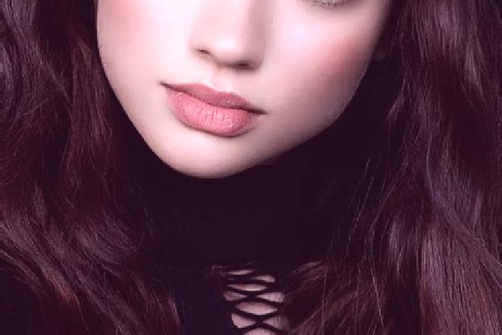 Elizabeth, 23, a brunette dark-eyed european companion based in Shipka. Offering Tantra, Fetish, Girlfriend Experience, Travel Companion. Available for incal...