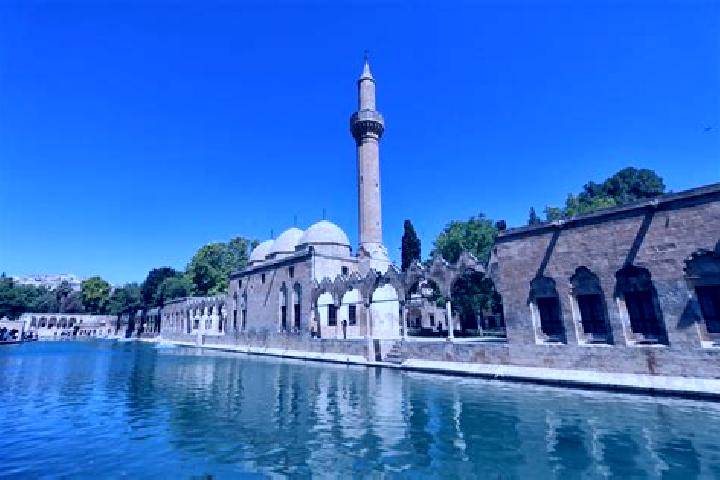 Elizabeth, 23 — Escort in Balikli, Turkey