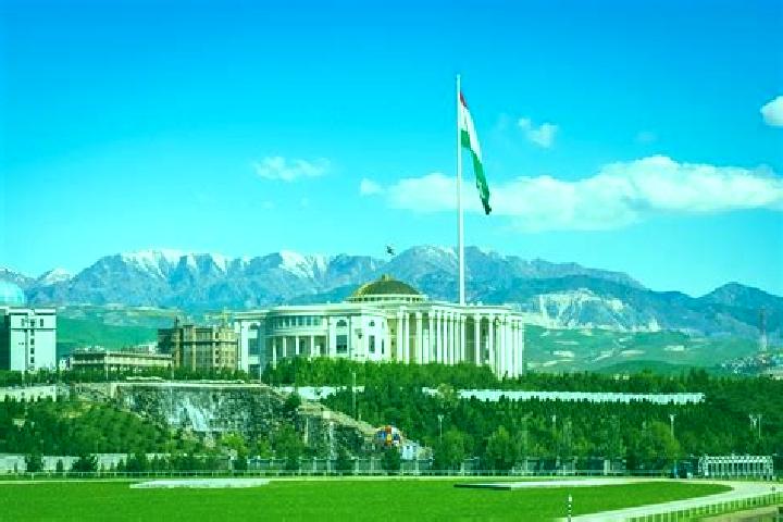 Elizabeth, 23 — Escort in Bokhtar, Tajikistan