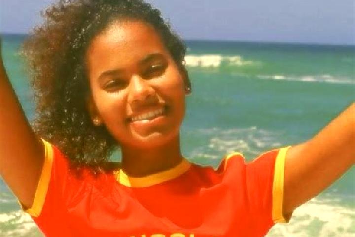 Elizabeth, 23 — Escort in Dumbi, Angola
