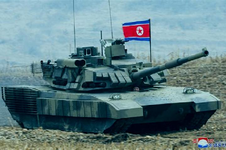 Elizabeth, 23 — Escort in Kangnyong, North Korea
