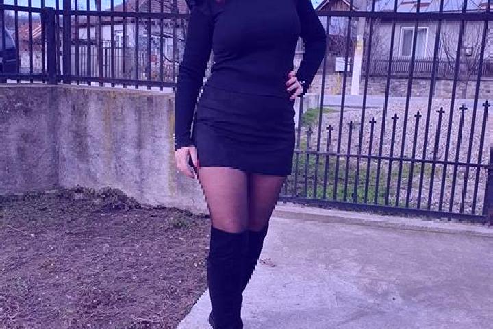 Elizabeth, 23 — Escort in Nasaud, Romania