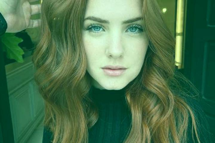 Elizabeth, 24, a auburn blue-eyed caucasian companion based in Anakao. Offering Striptease, GFE, Erotic Massage, A-Level. Available for incall and outcall, o...