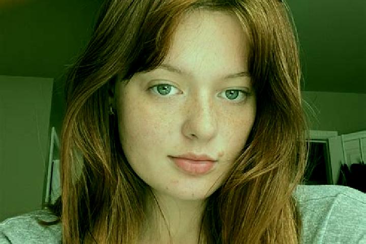 Elizabeth, 24, a auburn grey-eyed mediterranean companion based in Maluso. Offering Travel Companion, CIM, Deep French Kissing, Couples. Available for incall...