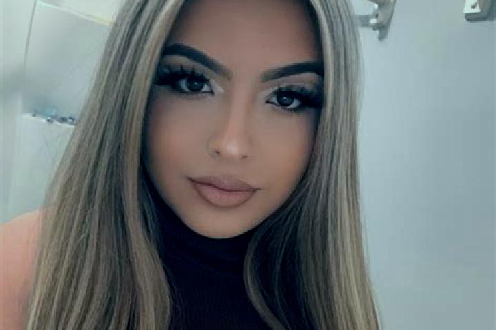 Elizabeth, 24, a blonde brown-eyed latina companion based in Leandro Ferreira. Offering Massage, Striptease, Deep French Kissing, A-Level. Available for inca...