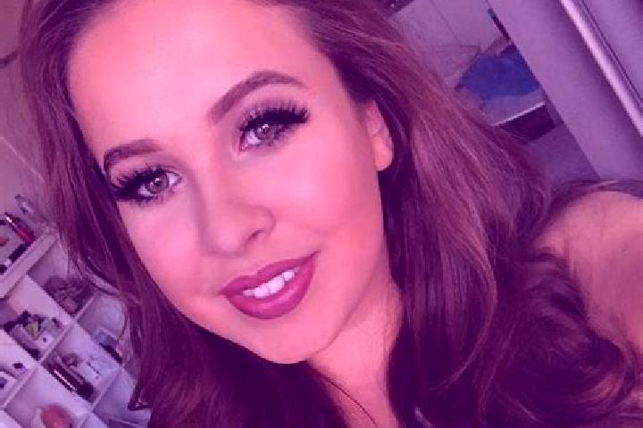 Elizabeth, 24, a dark blonde dark-eyed caribbean companion based in Pihtipudas. Offering Duos, Striptease, OWO. Available for incall and outcall, day and eve...