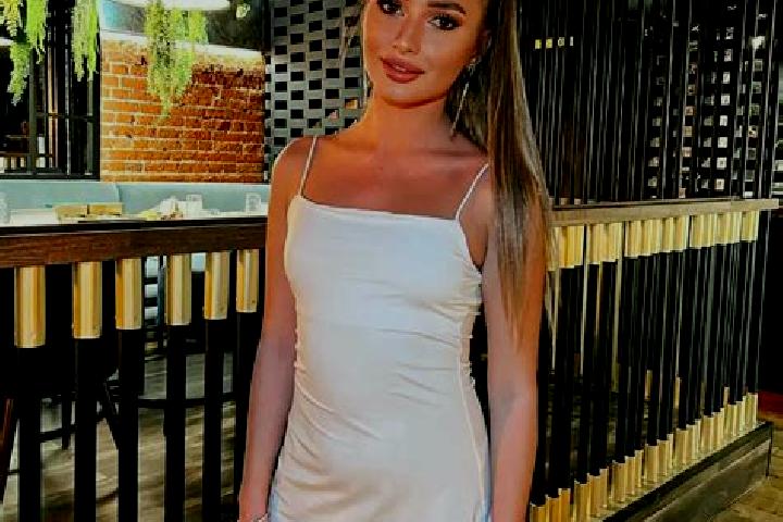 Elizabeth, 24 — Escort in Belaya Berezka, Russia