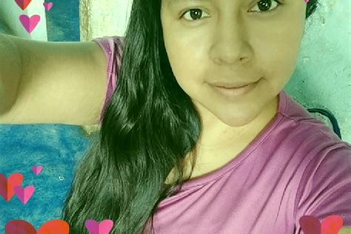Elizabeth, 24 — Escort in Chuniapan de Abajo, Mexico