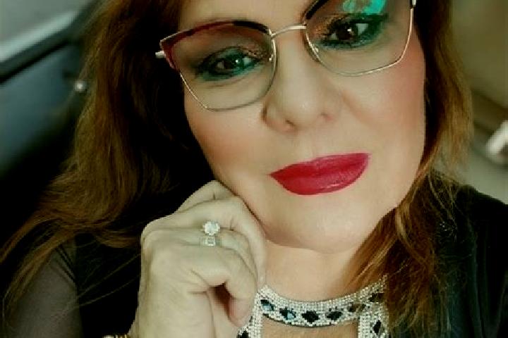 Elizabeth, 24 — Escort in Herrera, Argentina